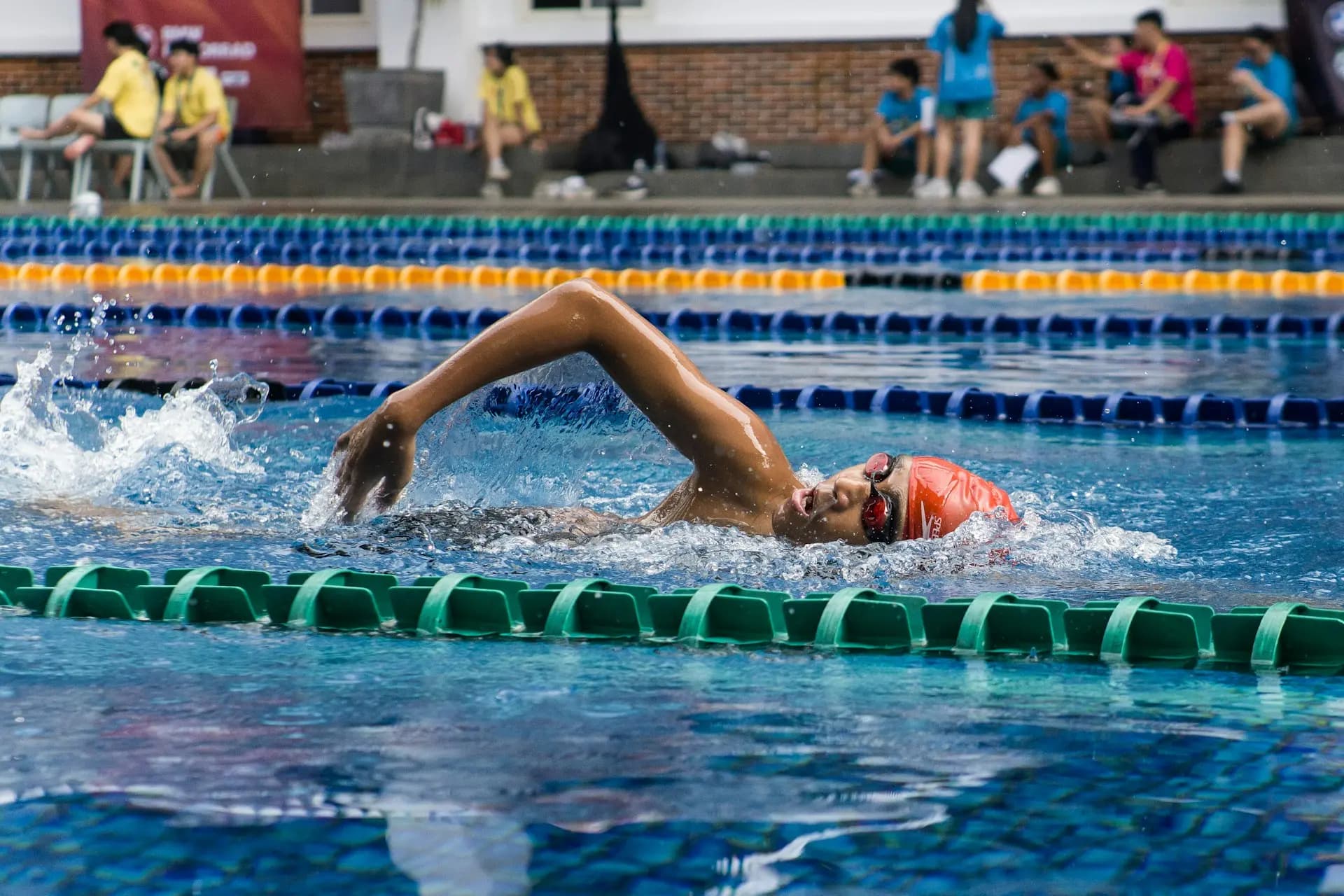 2026 香港比賽泳鏡推薦:Speedo、Arena、TYR、Magic5 完整比較